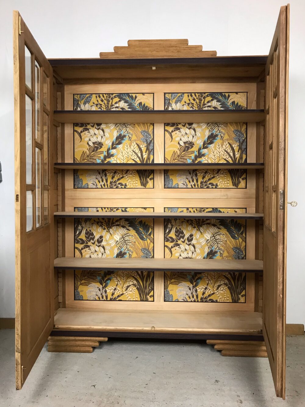 Armoire vitrine de style Art Déco – Image 3