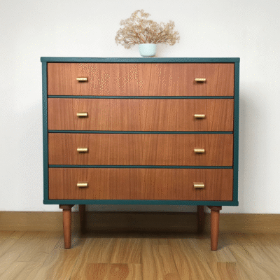 Commode de type scandinave