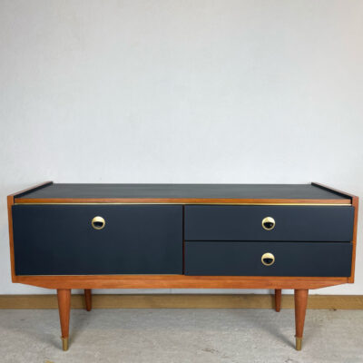 Meuble bas de type scandinave