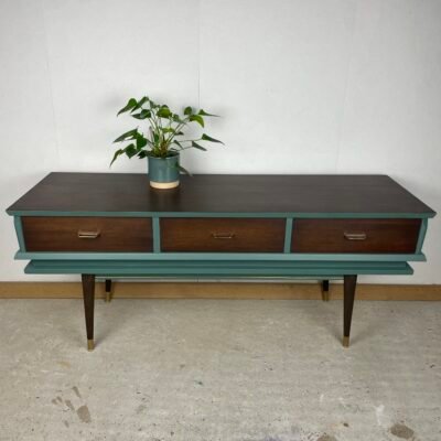 Meuble bas de type scandinave